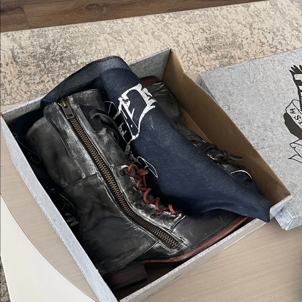 Ravi Moto Leather Boots size 8 - Freebird by Steven Black Distressed - Picture 8 of 11